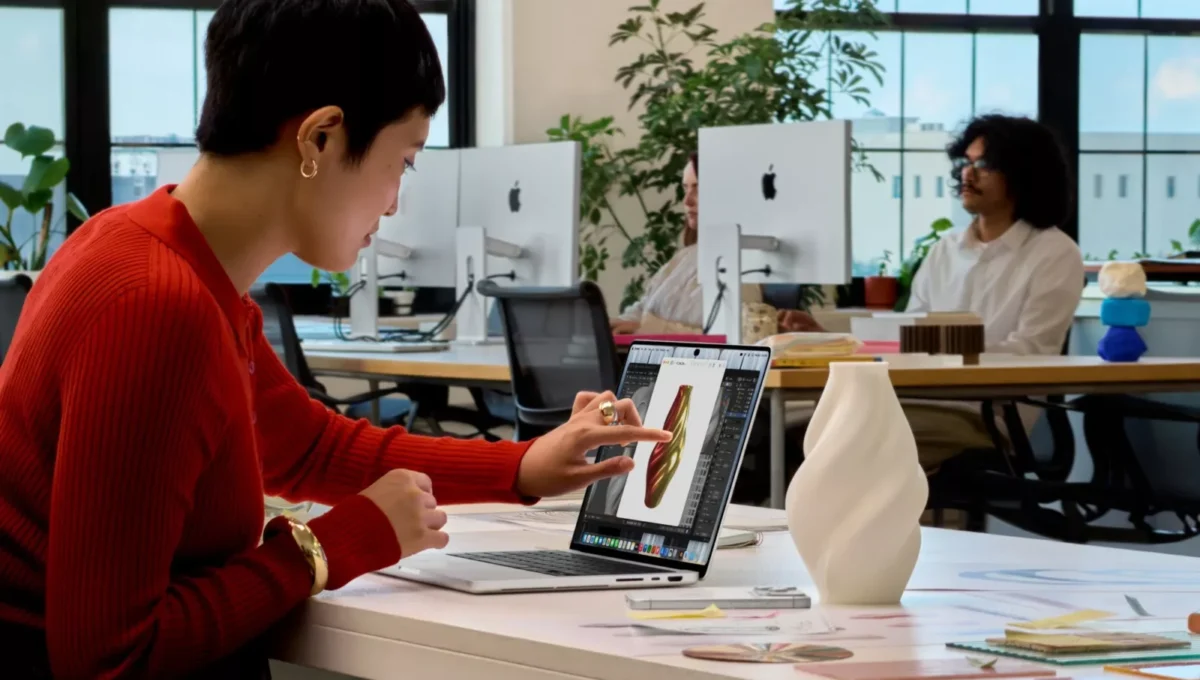 El primer MacBook con pantalla táctil de Apple cuesta al menos 3.300 euros