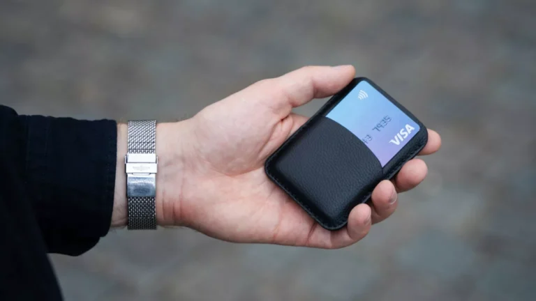 Revolut pide disculpas a sus clientes tras la interrupción de Google Cloud